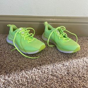Girls Under Armour Hovr shoes